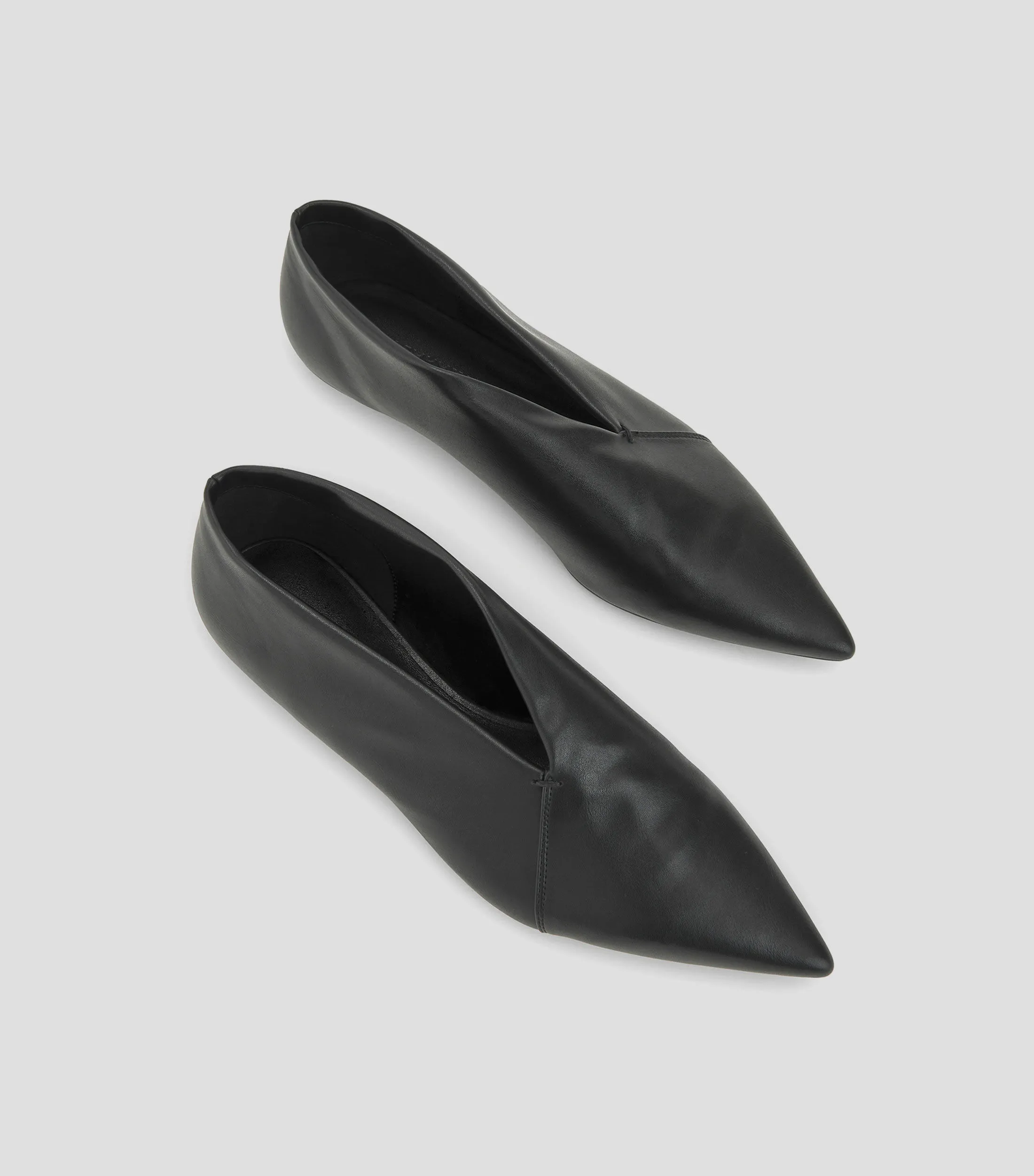 Adolfo Dominguez Zapatos Slip on con punta afilada Mujer