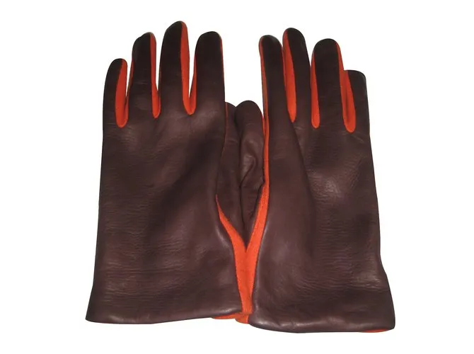 Agnelle Guantes Castaño 