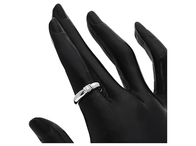 Anillo de diamante solitario Dots de Tiffany & Co. 