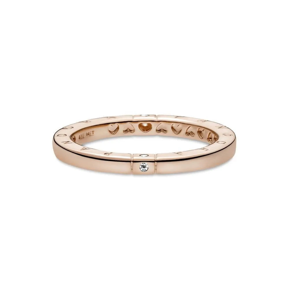 Anillo logo Pandora Rose con circonita cúbica transparente