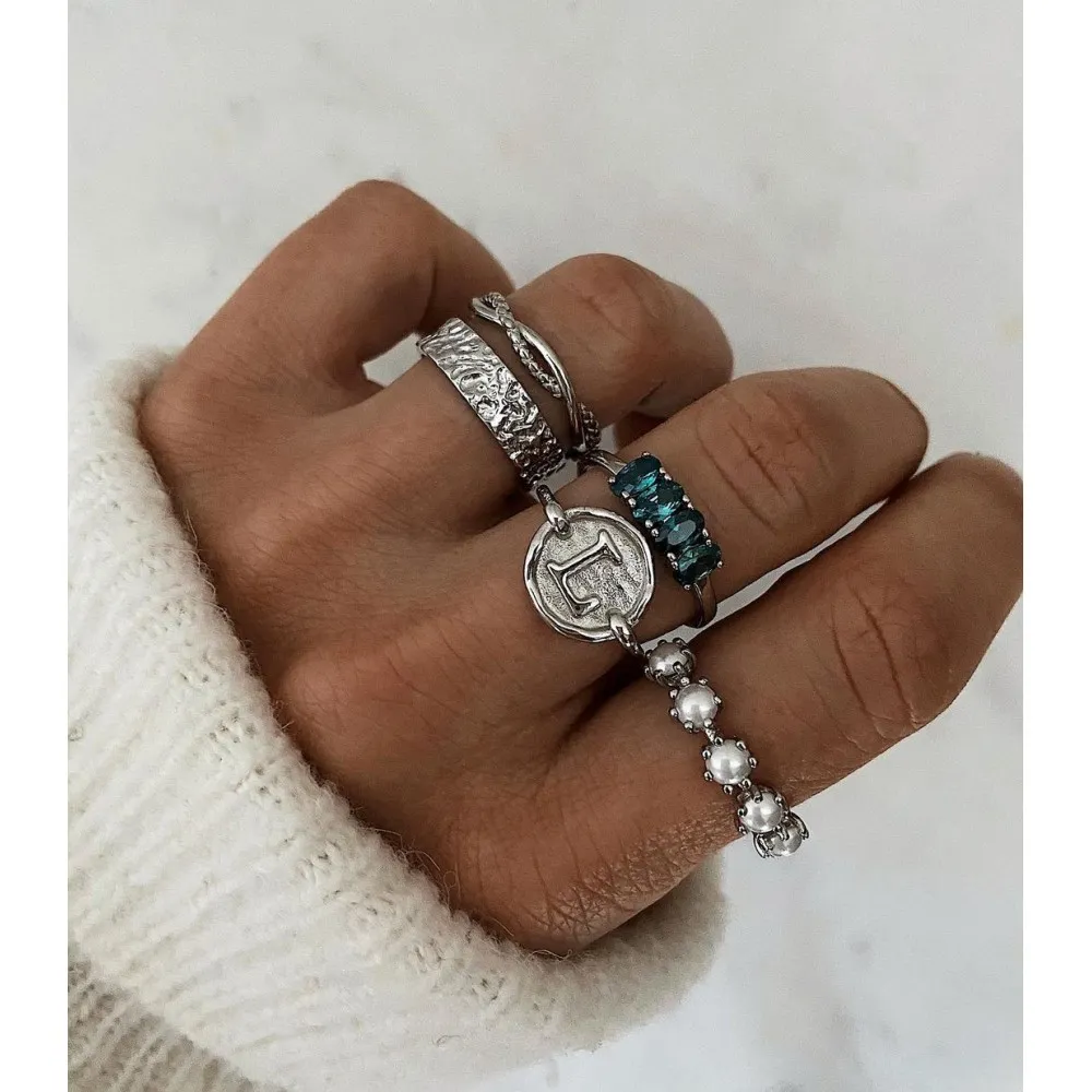 Anillo Mía