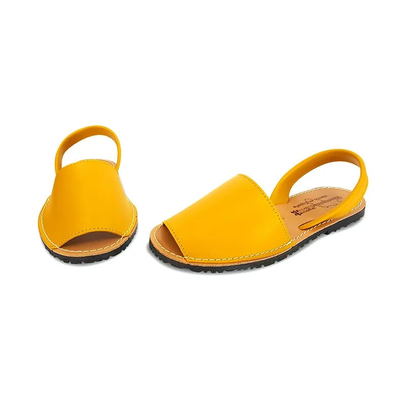 Avarcas Menorquinas Mujer Piel Básica 550 Amarillo, de Pisable