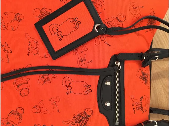 Balenciaga Papel Naranja 