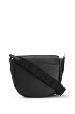 Bolso de bandolera en piel de grano grueso con letras de logo
