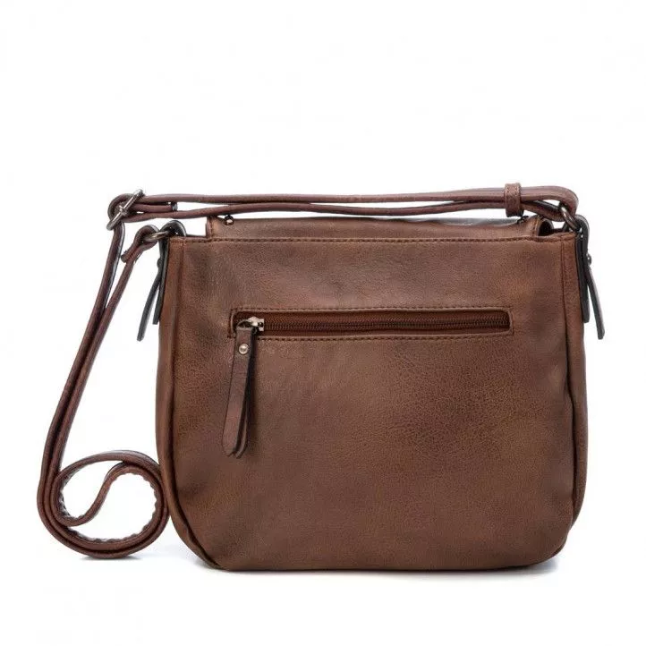 bolsos Xti marrón con tachuelas