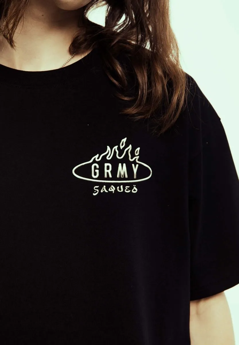 CAMISETA GRIMEY BURN IN FLAMES THE ANVIL  BLACK | SS24