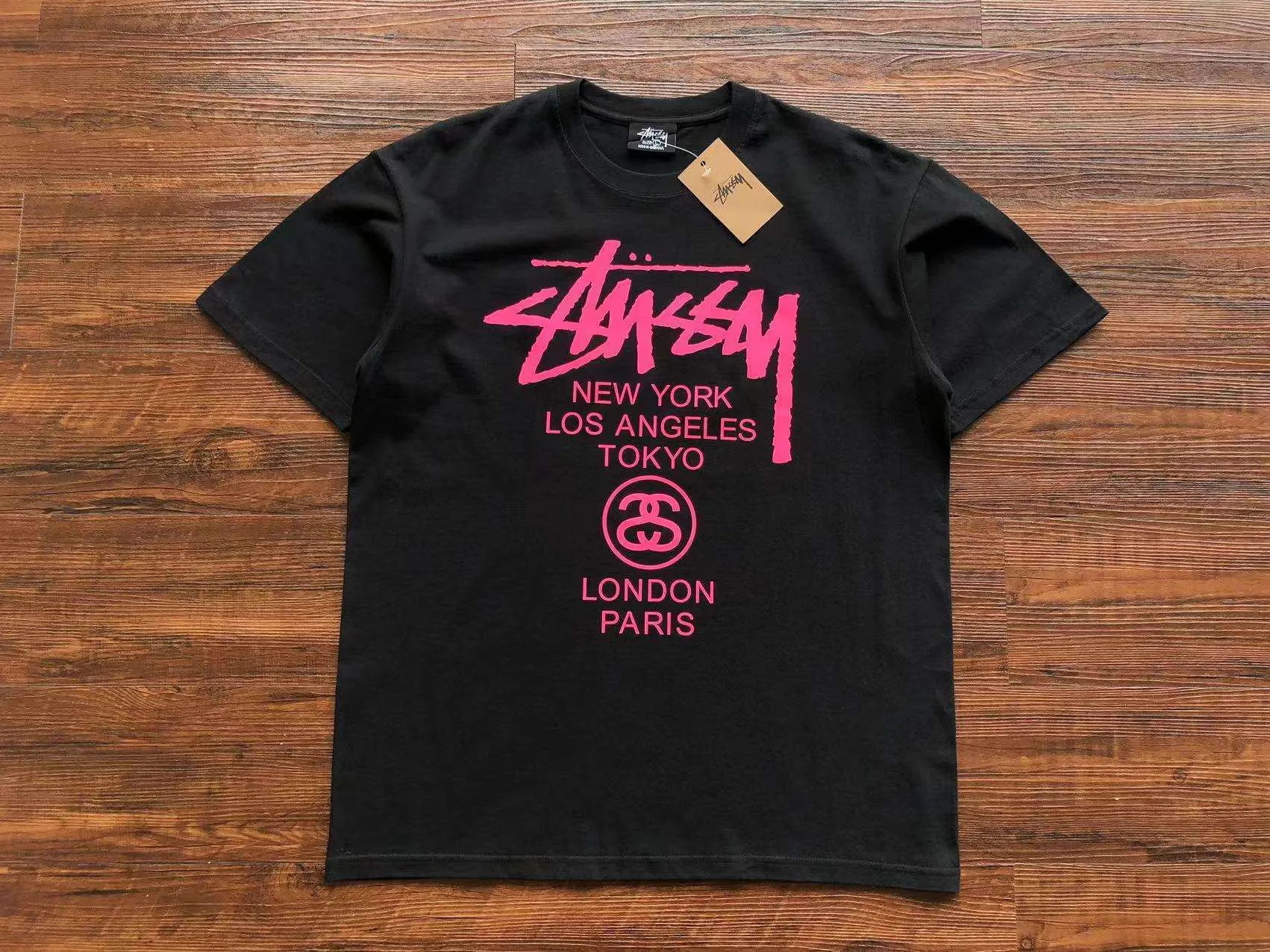 Camiseta Stussy – World Tour