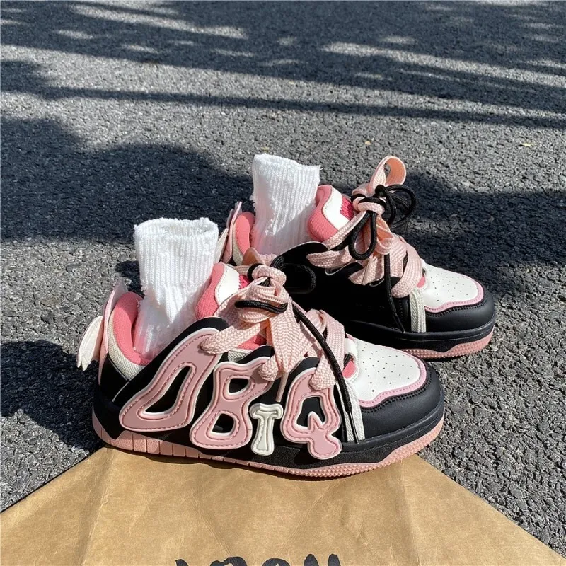 Dad's Women's 2023 NUEVO Autumn Sole Sole Elevated Instagram Fashion Versátiles Versátiles deportivos casuales zapatos