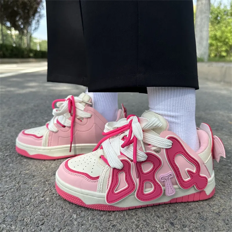 Dad's Women's 2023 NUEVO Autumn Sole Sole Elevated Instagram Fashion Versátiles Versátiles deportivos casuales zapatos