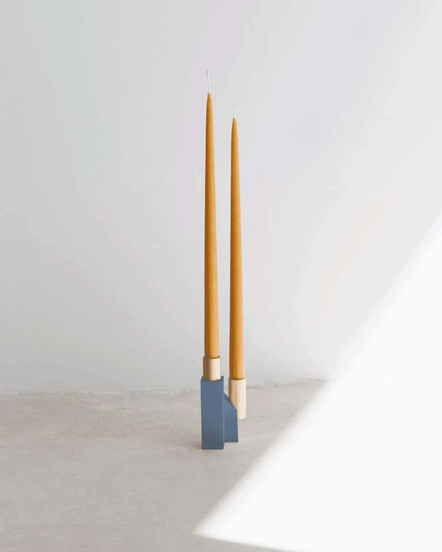 ETRA | Candleholder