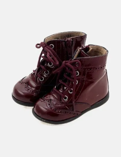 Fosco Botín granate cordones