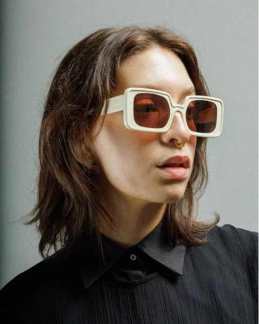 Gafas de sol District people Boa Vista 004 Beige