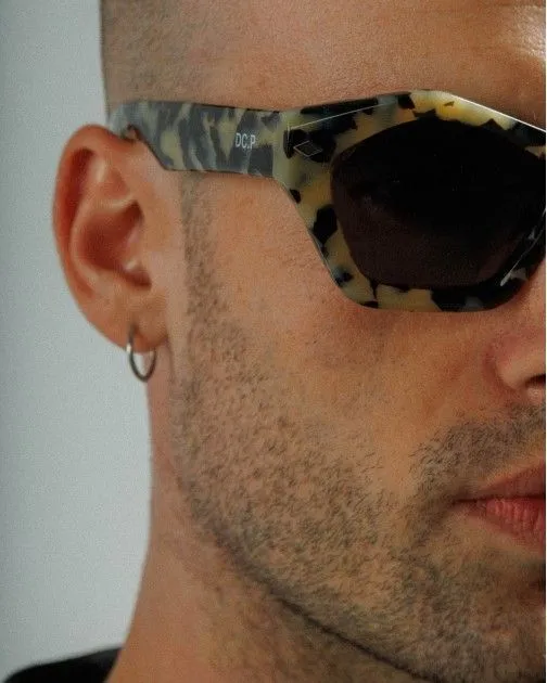 Gafas de sol District people La Baixa 003 Beige