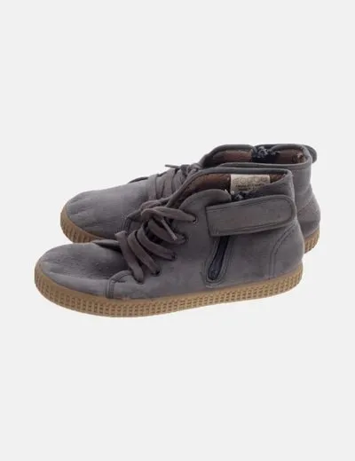 Gocco Botín gris cordones