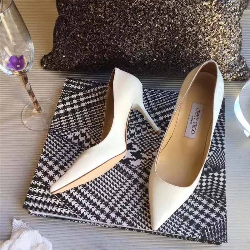 JIMMY CHOO MUJER ROMY 85 ZAPATOS DE TACóN PUNTIAGUDO DE CHAROLBLANCO