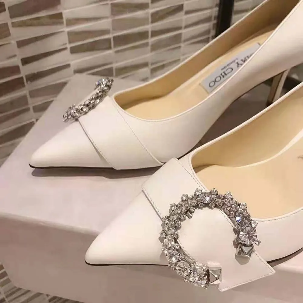 Jimmy Choo Zapatos de tacón Saresa 65 Latte de piel de napa con adornos de cristal para mujer
