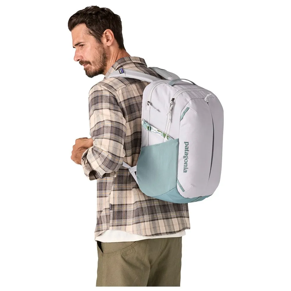 Mochila Patagonia Refugio Day Pack 26L Crisp Grey