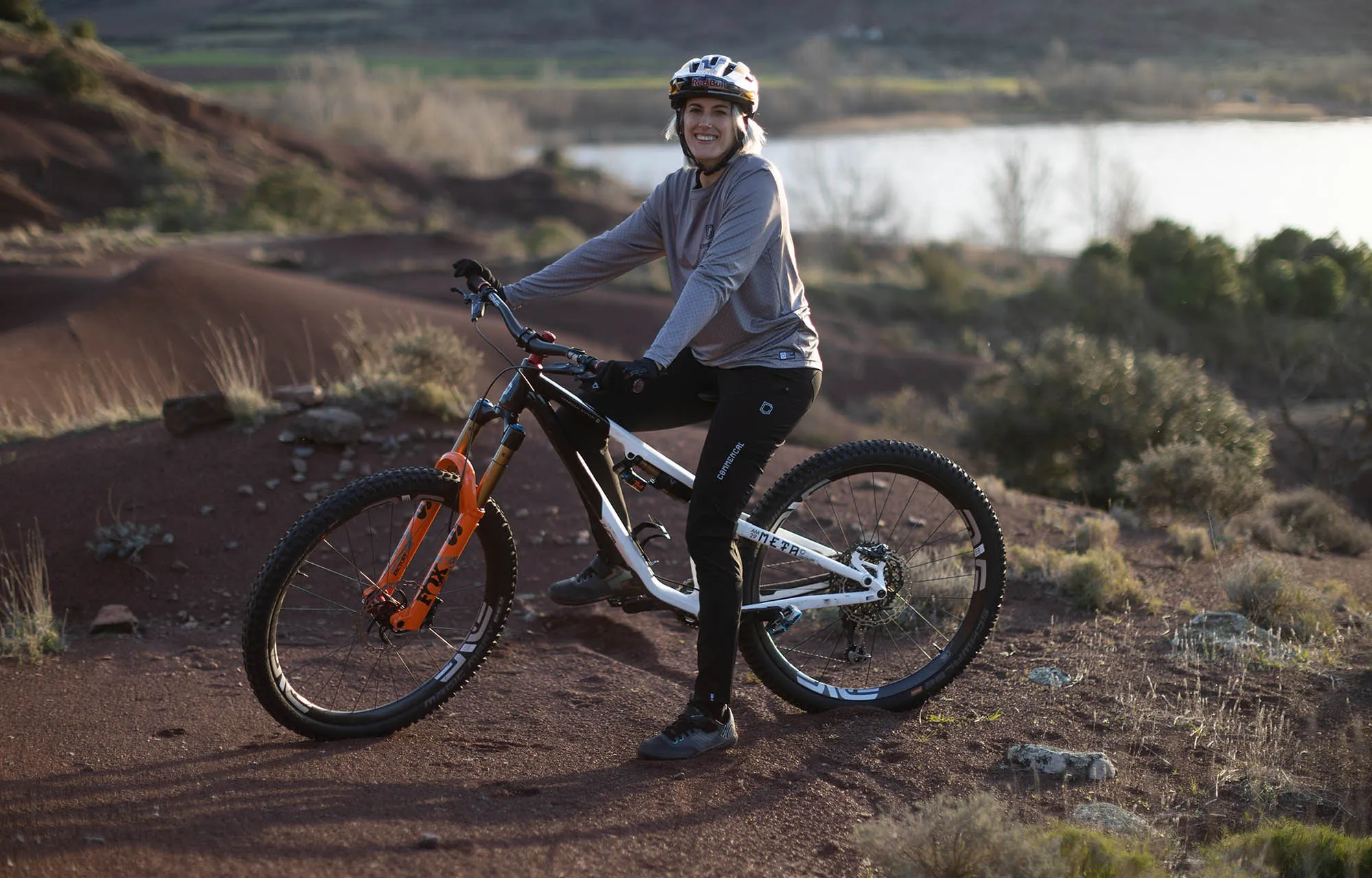 PANTALÓN COMMENCAL BLACK/GREY