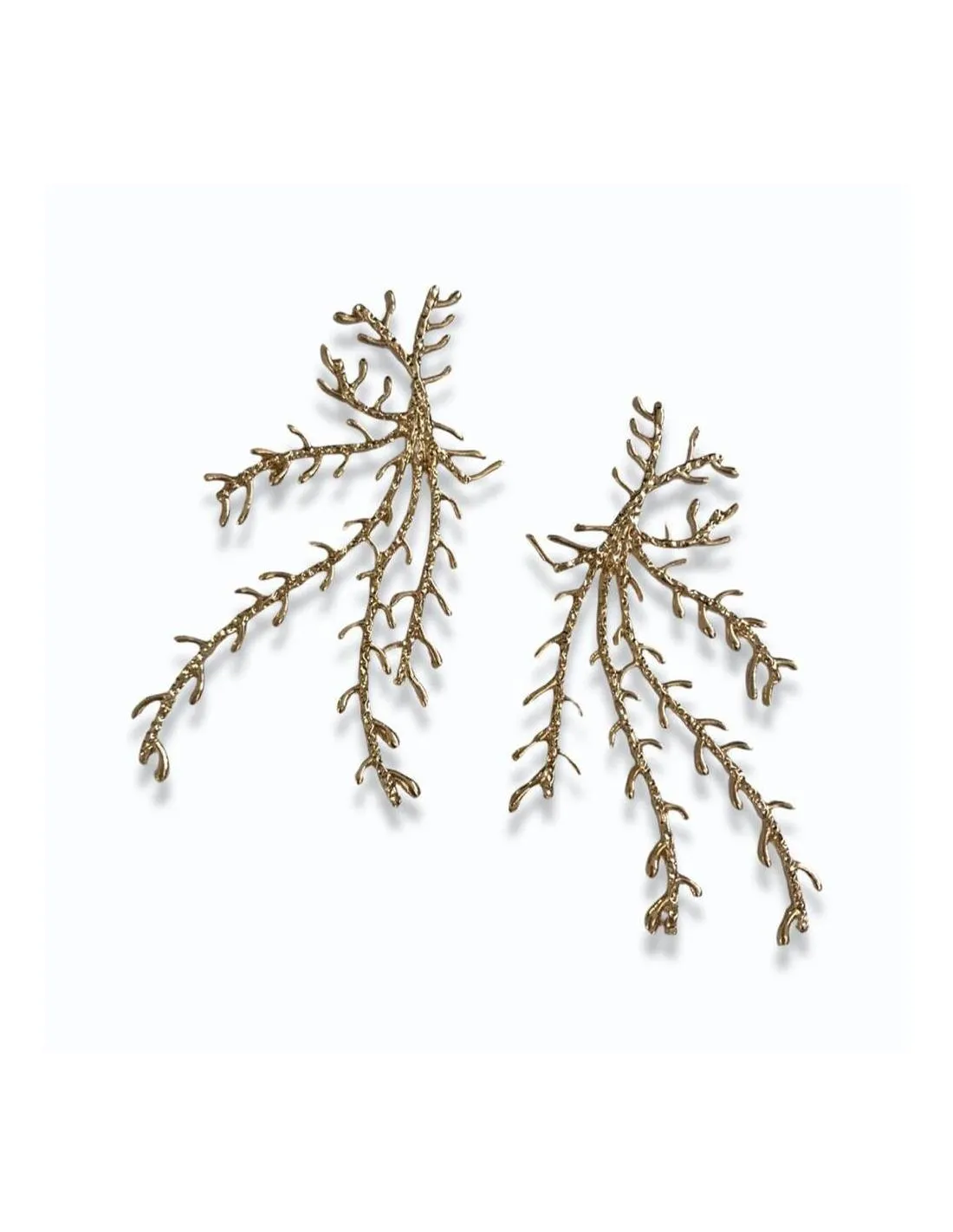 PENDIENTES CON DETALLE DE CORAL SOHO MADRID