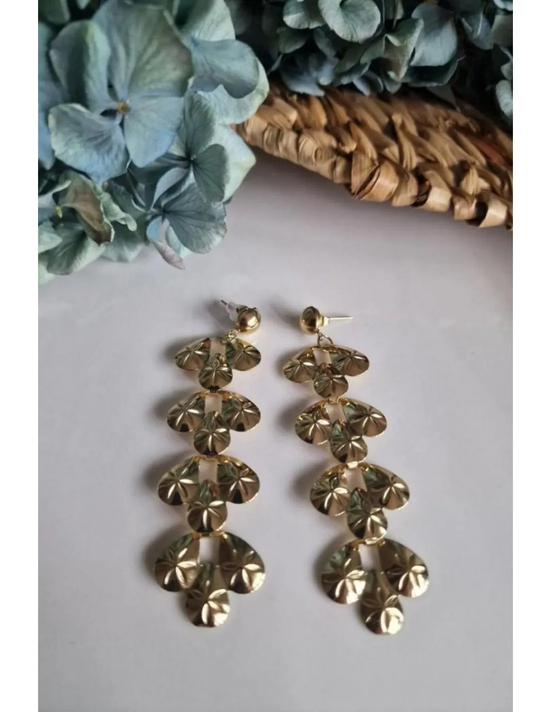 PENDIENTES CON DETALLE DE RACIMO SOHO MADRID