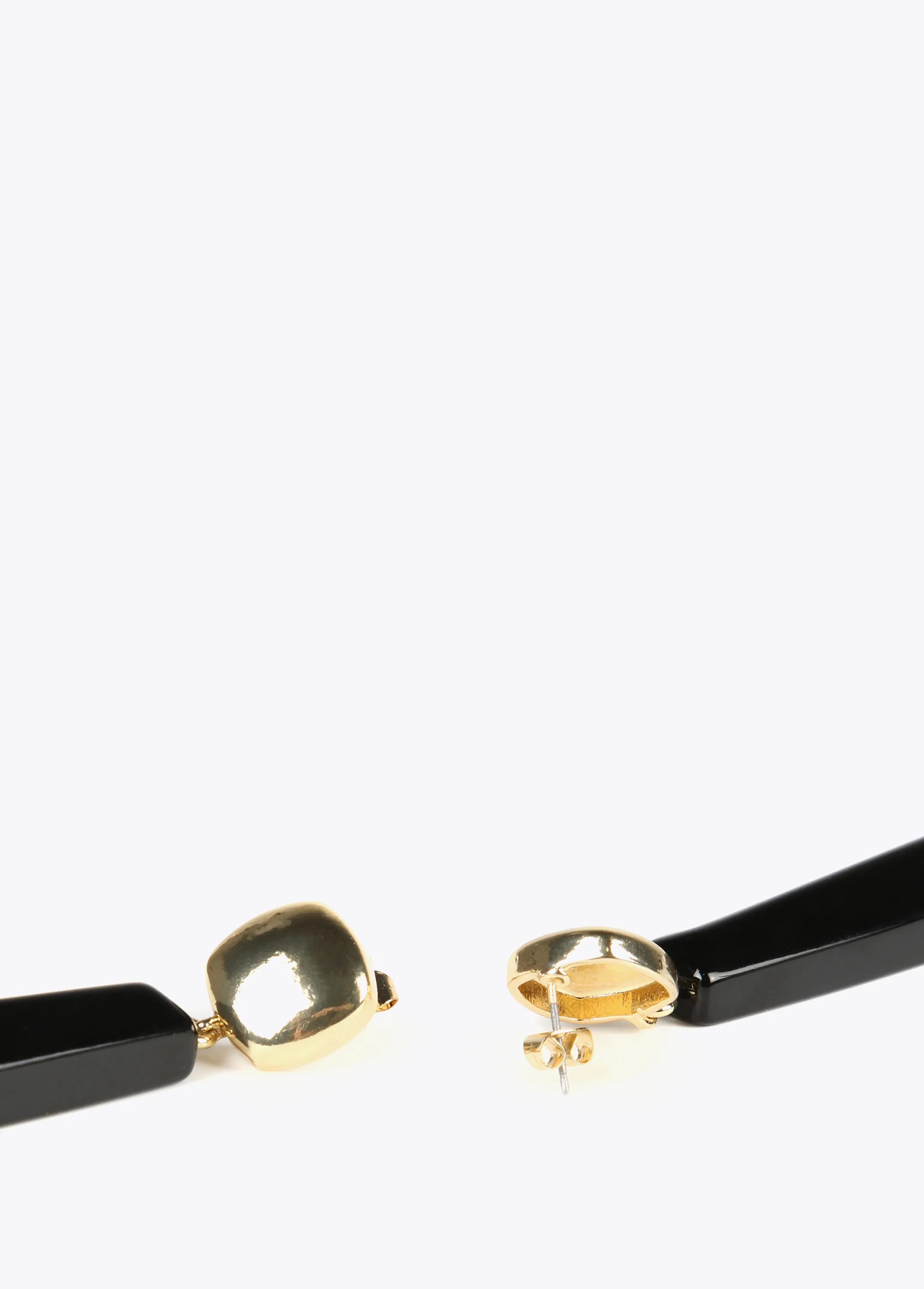Pendientes pianno trapecio negro Lola Casademunt
