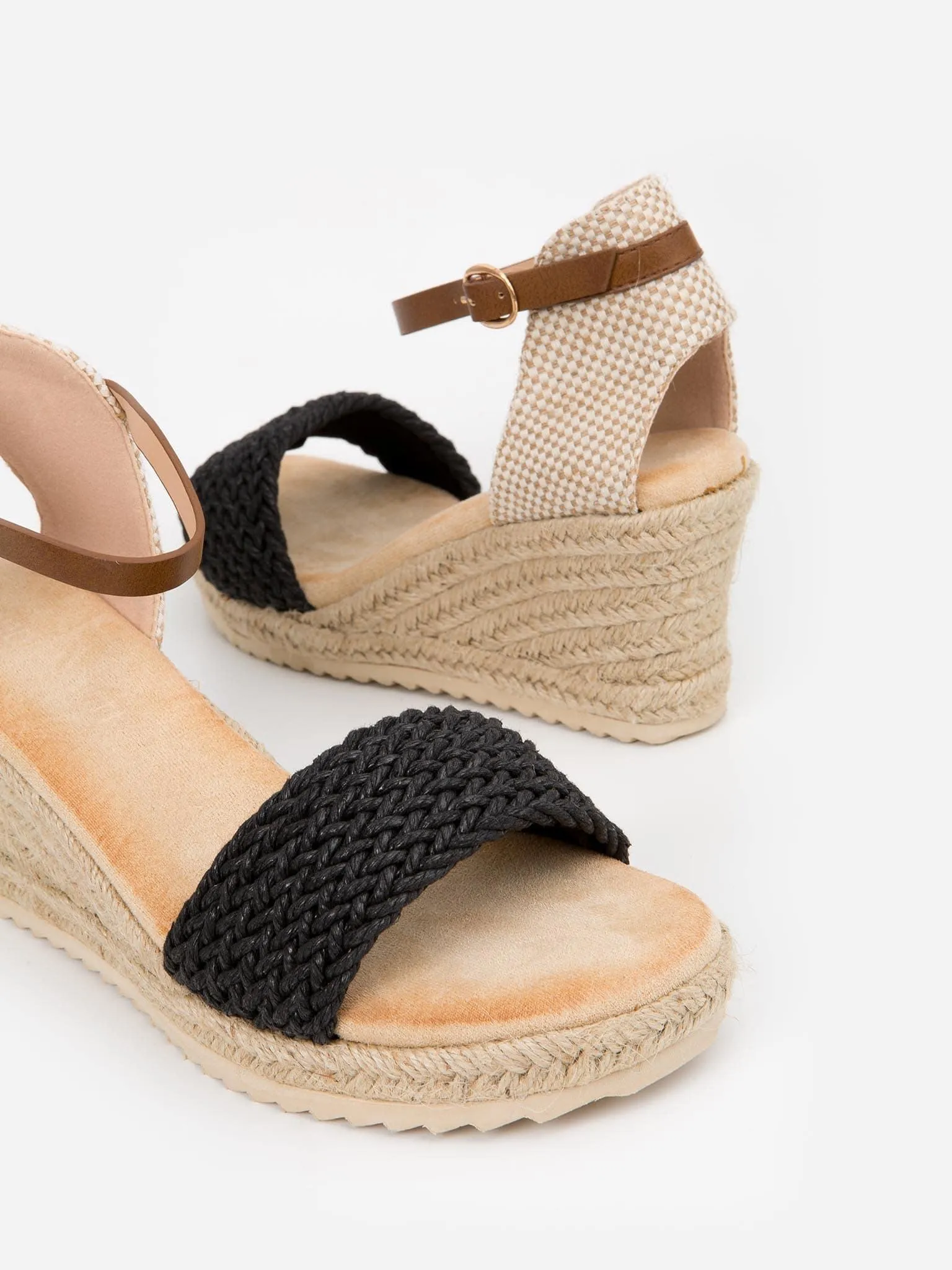 Sandalia Cua Braided