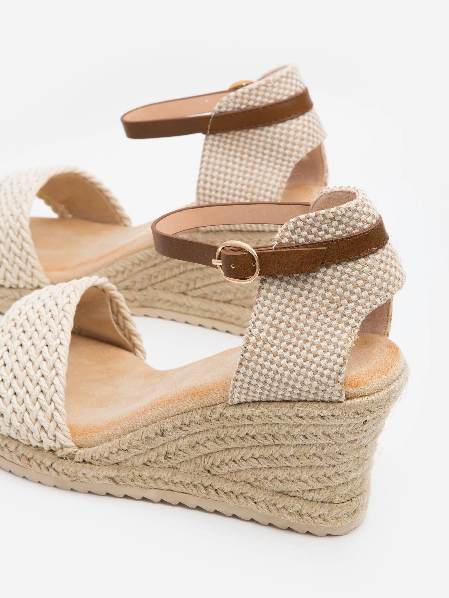 Sandalia Cua Braided