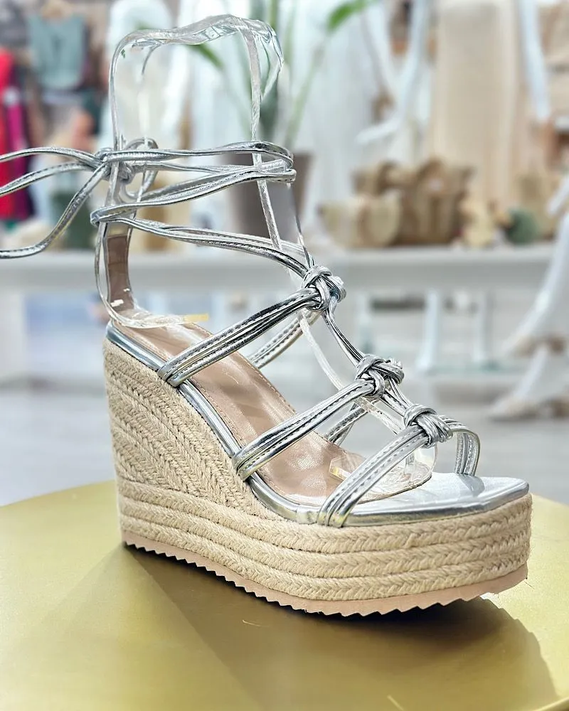 SANDALIA TRIPLE TIRAS