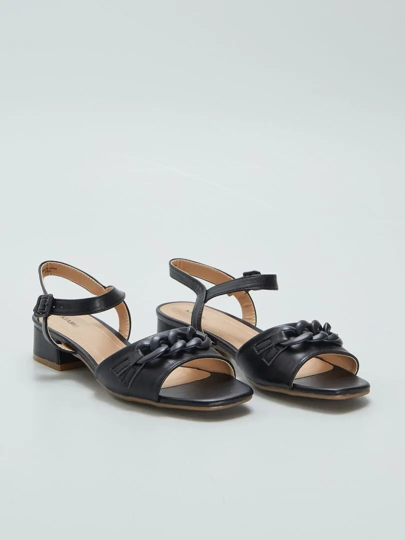 SANDALIAS DE TACóN  NEGRO