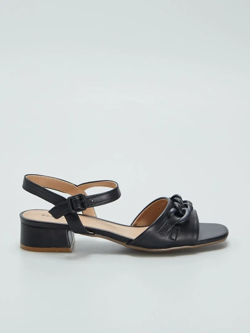 SANDALIAS DE TACóN  NEGRO