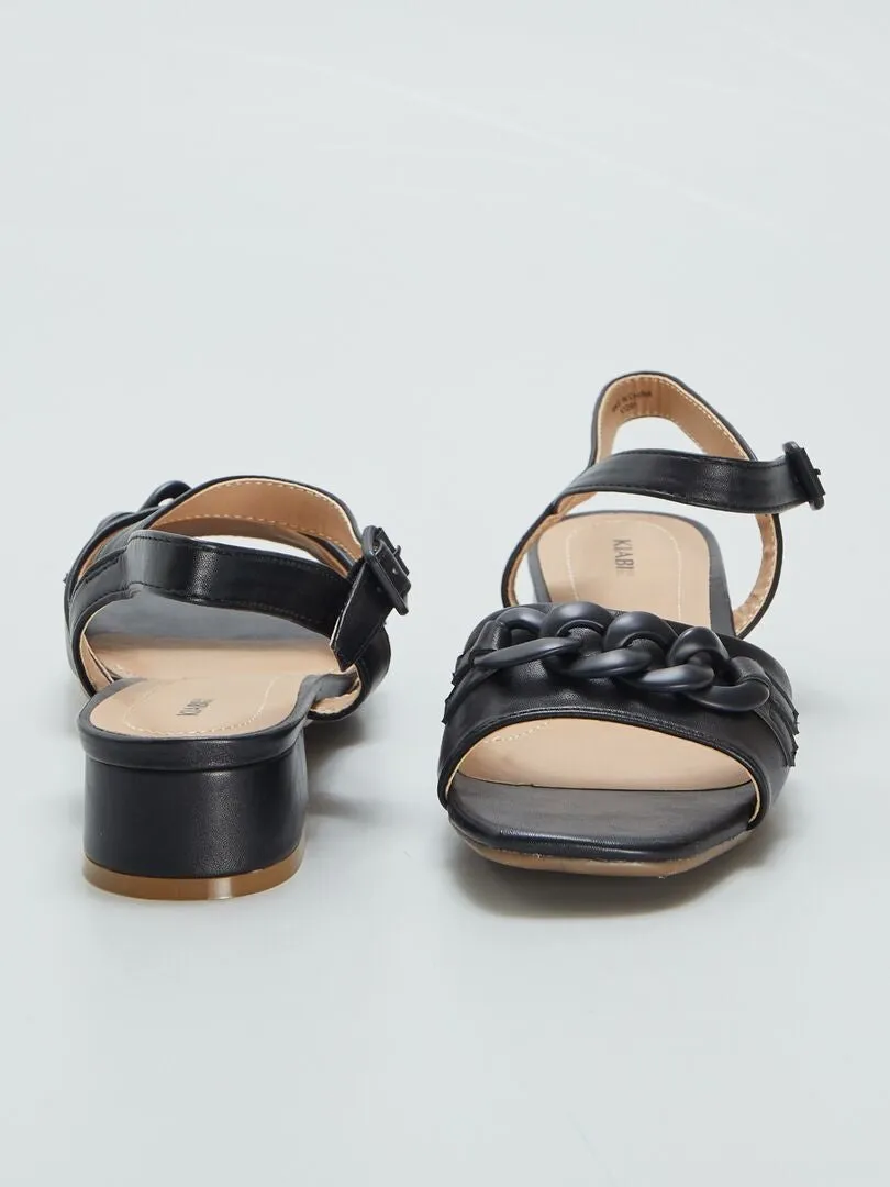 SANDALIAS DE TACóN  NEGRO