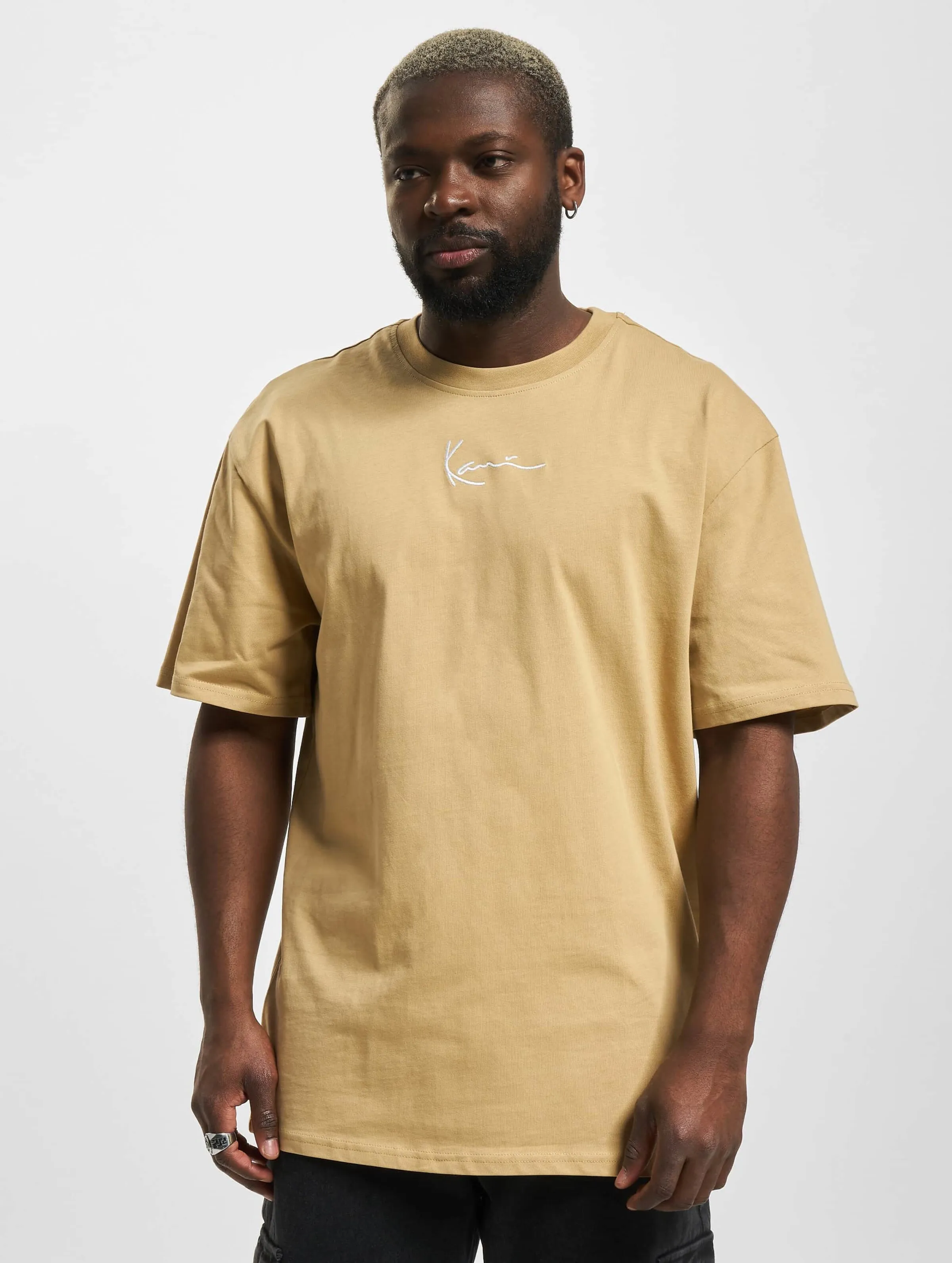 Small Signature Essential