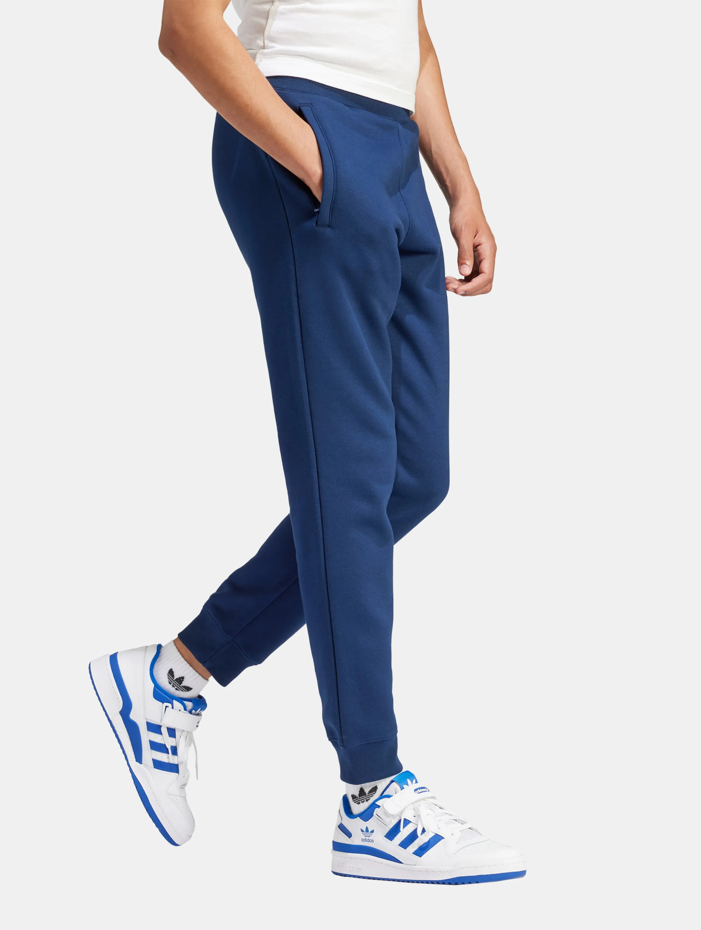 Trefoil Essential