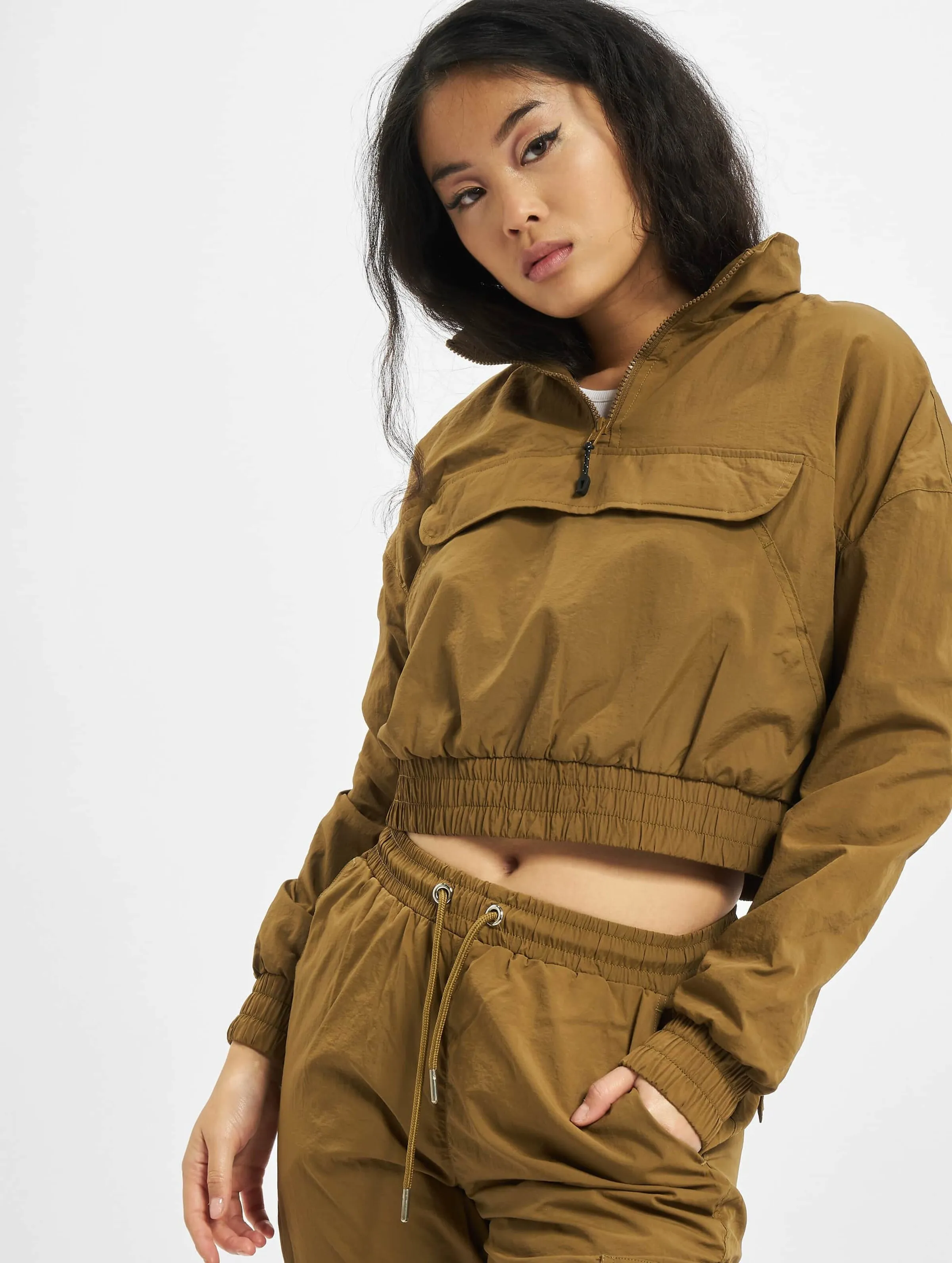 Urban Classics Ladies Cropped Crinkle Nylon Pull Over