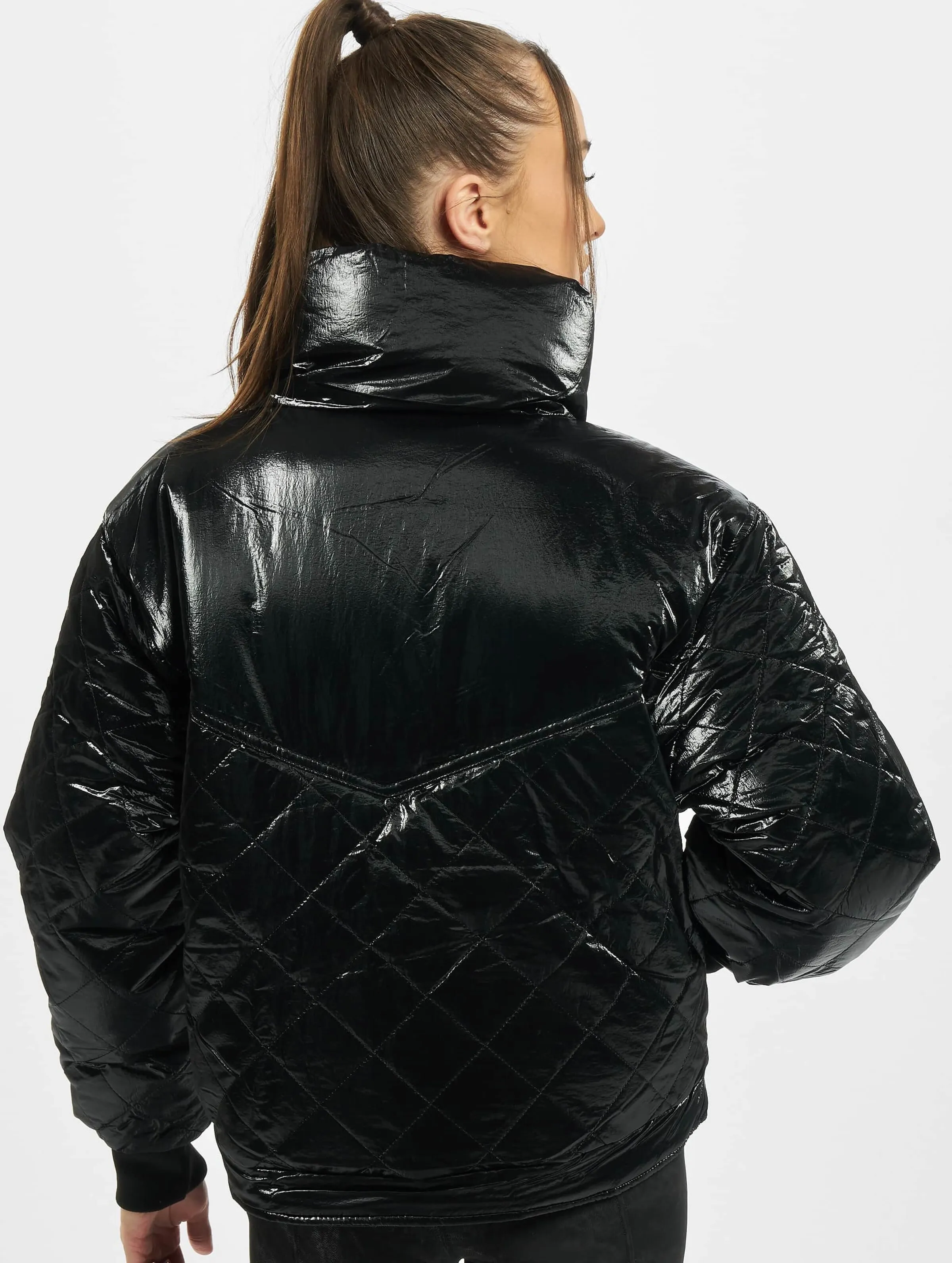 Urban Classics Ladies Vanish Oversized Diamond Quilt
