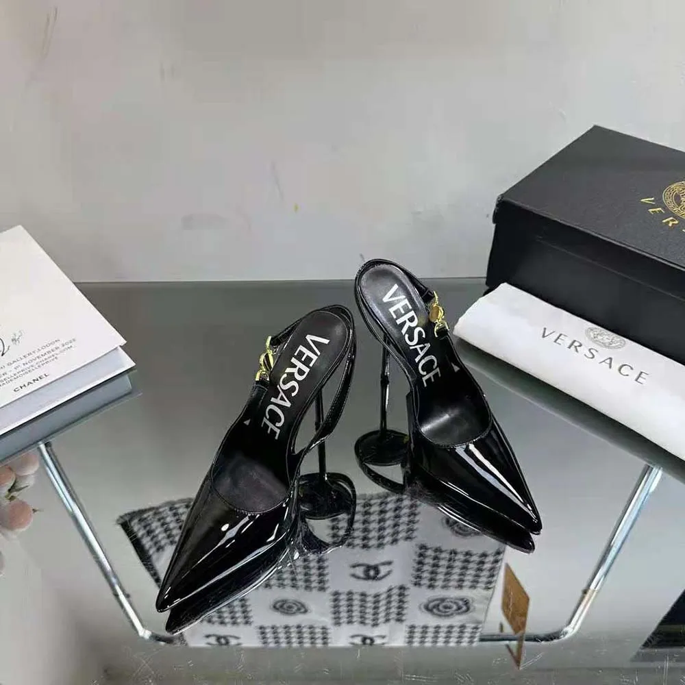 VERSACE MUJER MEDUSA’95 ZAPATOS DE TACóN CON TIRA TRASERANEGRO