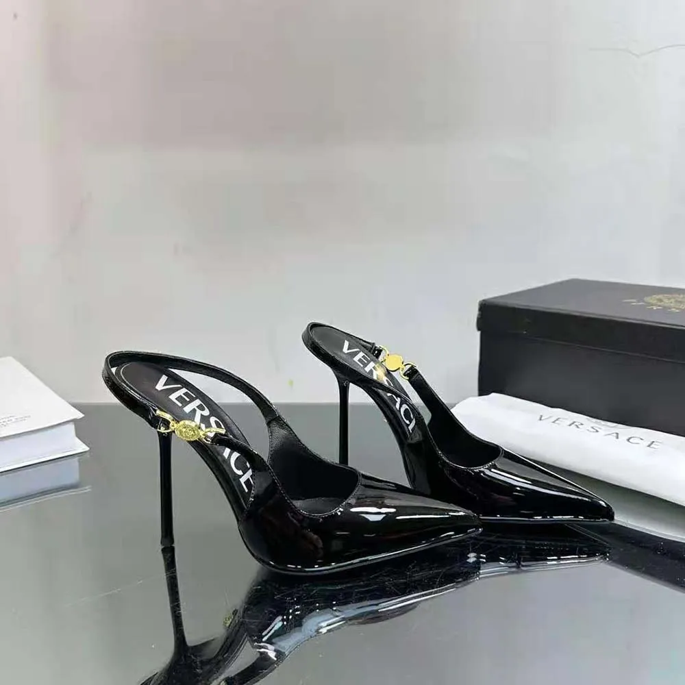 VERSACE MUJER MEDUSA’95 ZAPATOS DE TACóN CON TIRA TRASERANEGRO