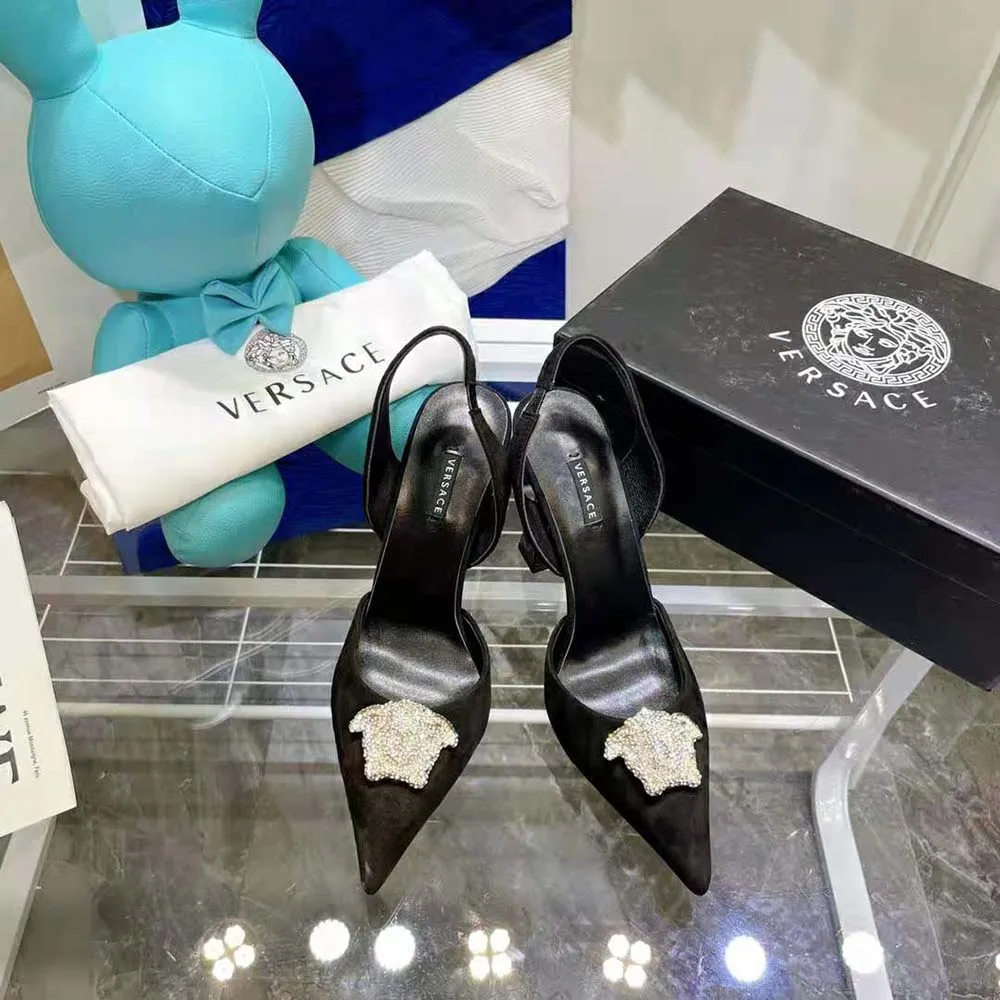Versace Zapatos de salón LA Medusa de raso con tira trasera para mujer con tacón de 10,5 cm de altura