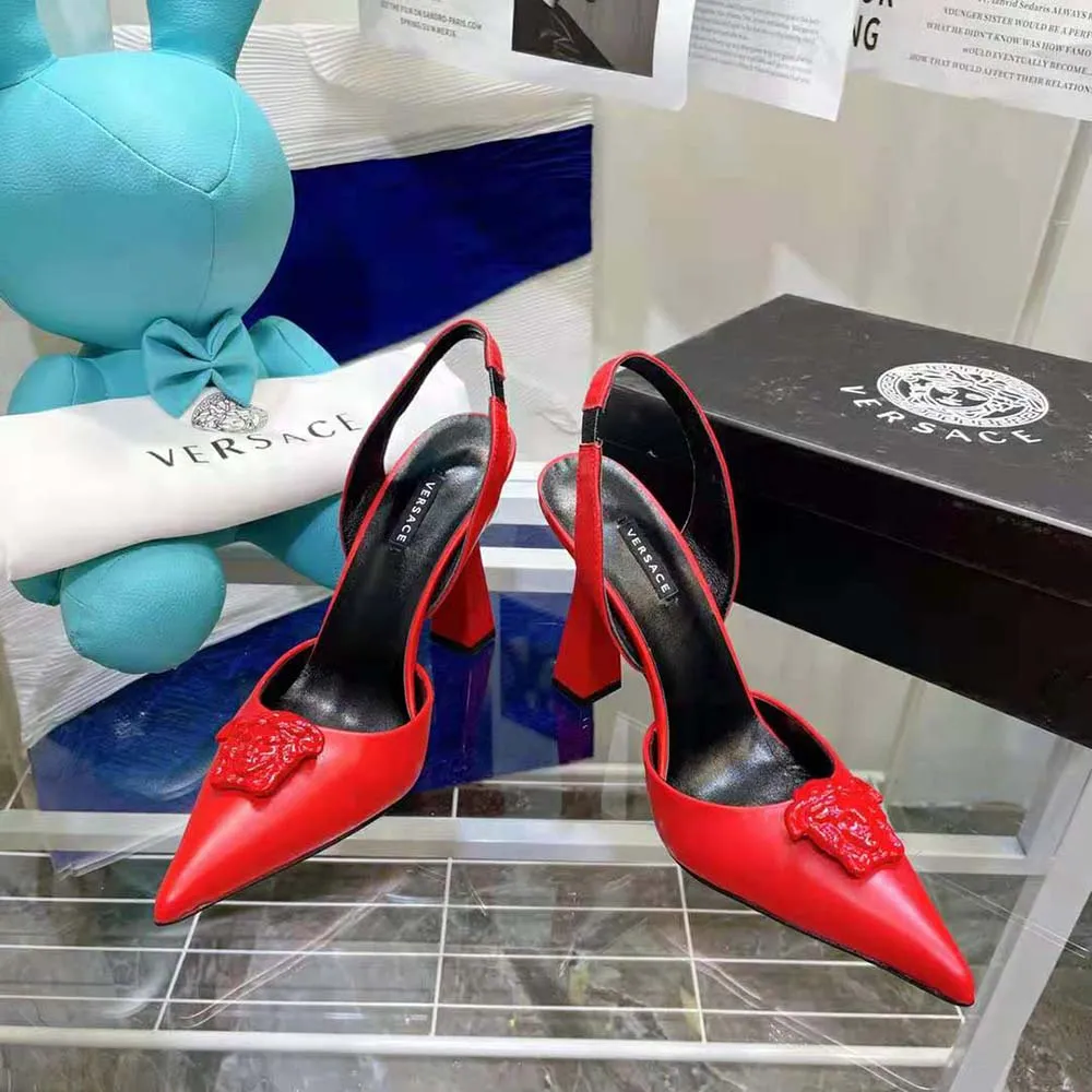 VERSACE ZAPATOS DE SALóN LA MEDUSA SLINGROJOS PARA MUJER CON TACóN DE 10,5 CM DE ALTURA