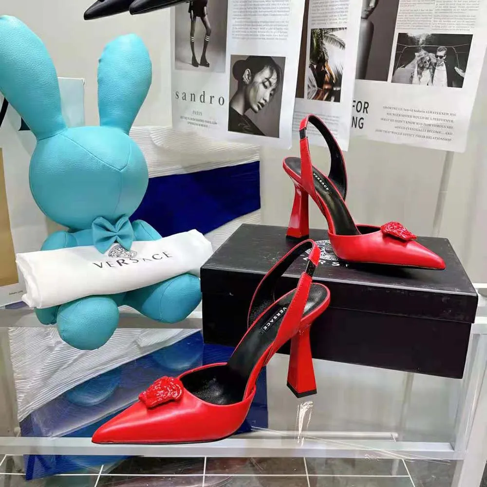 VERSACE ZAPATOS DE SALóN LA MEDUSA SLINGROJOS PARA MUJER CON TACóN DE 10,5 CM DE ALTURA
