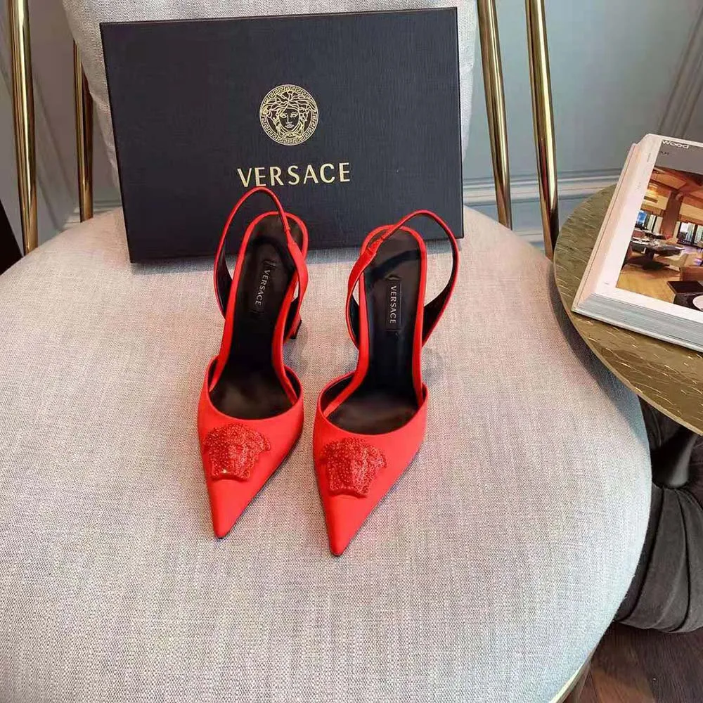 VERSACE ZAPATOS DE TACóN DE 105MM DE SATéN LA MEDUSA PARA MUJERROJO