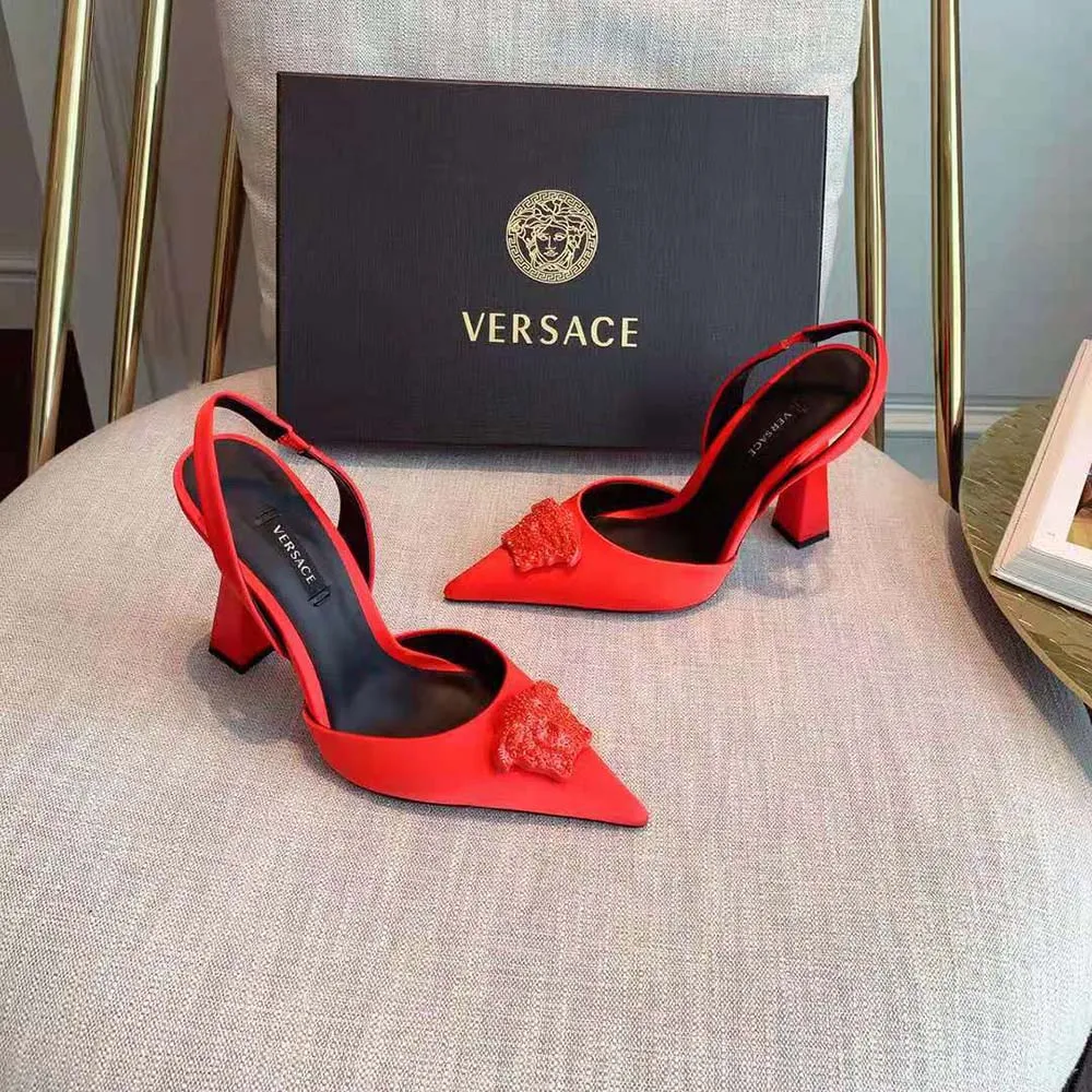 VERSACE ZAPATOS DE TACóN DE 105MM DE SATéN LA MEDUSA PARA MUJERROJO