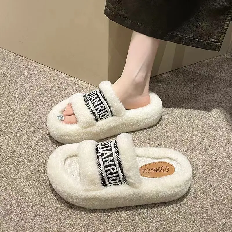Zapatillas de envío gratis para mujeres blancas blancas zapatos de algodón de moda de invierno para uso al aire libre
