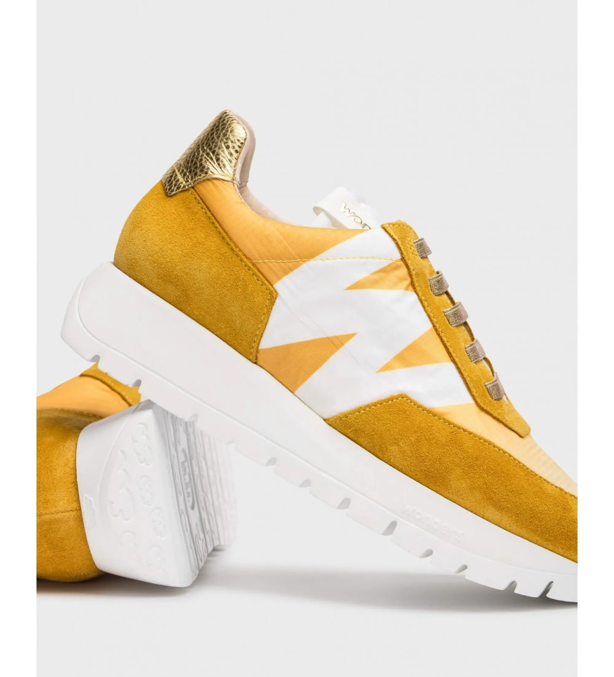 Zapatillas de piel Odisei amarillo