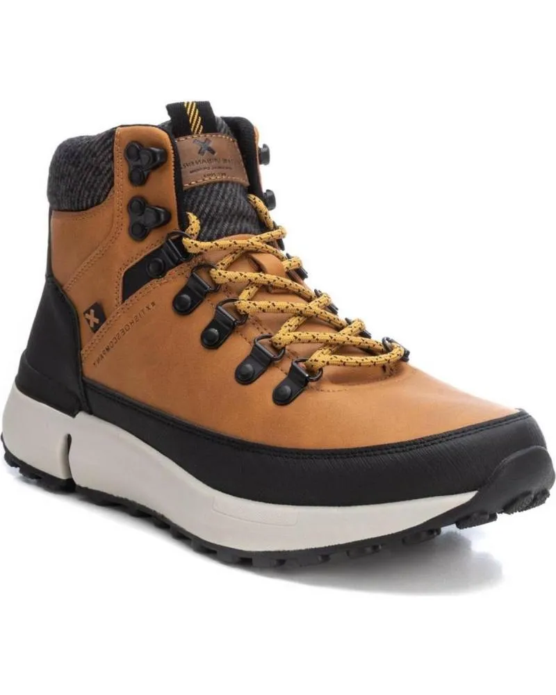 Zapatillas deporte XTI  de Hombre 143169  CAMEL