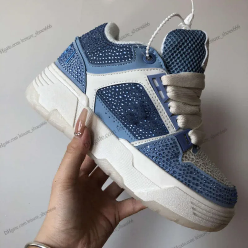 Zapatos de diseñador zapatos deportivos espesos zapatos deportivos soles de cuero para hombres zapatos de pan al aire libre