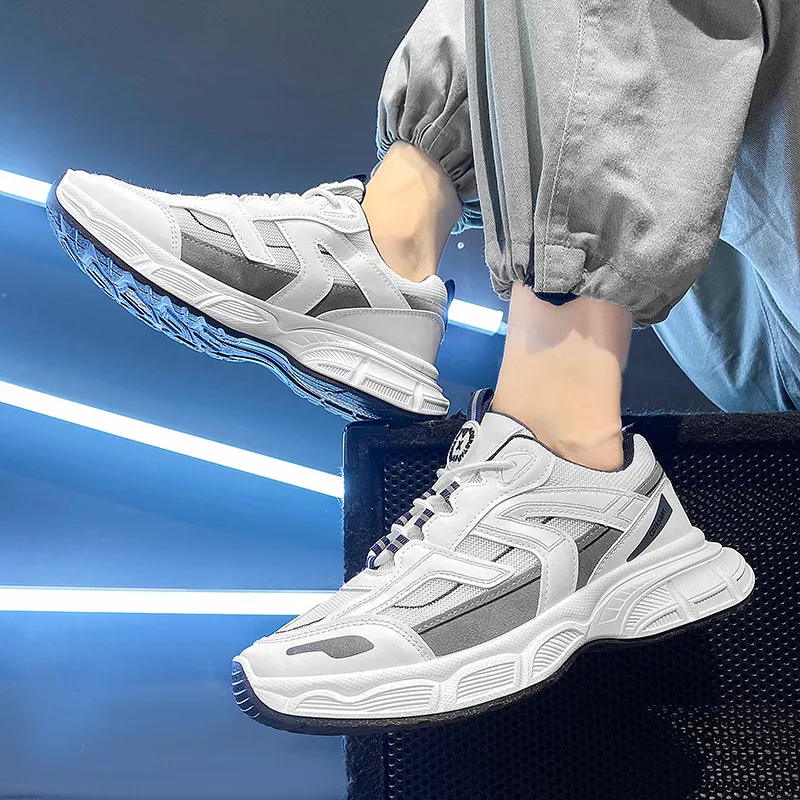 Zapatos de envío gratis para hombres 2024 Summer Nuevos zapatos deportivos tendencia de moda de alumno