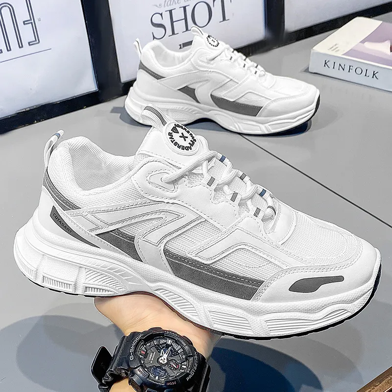 Zapatos de envío gratis para hombres 2024 Summer Nuevos zapatos deportivos tendencia de moda de alumno