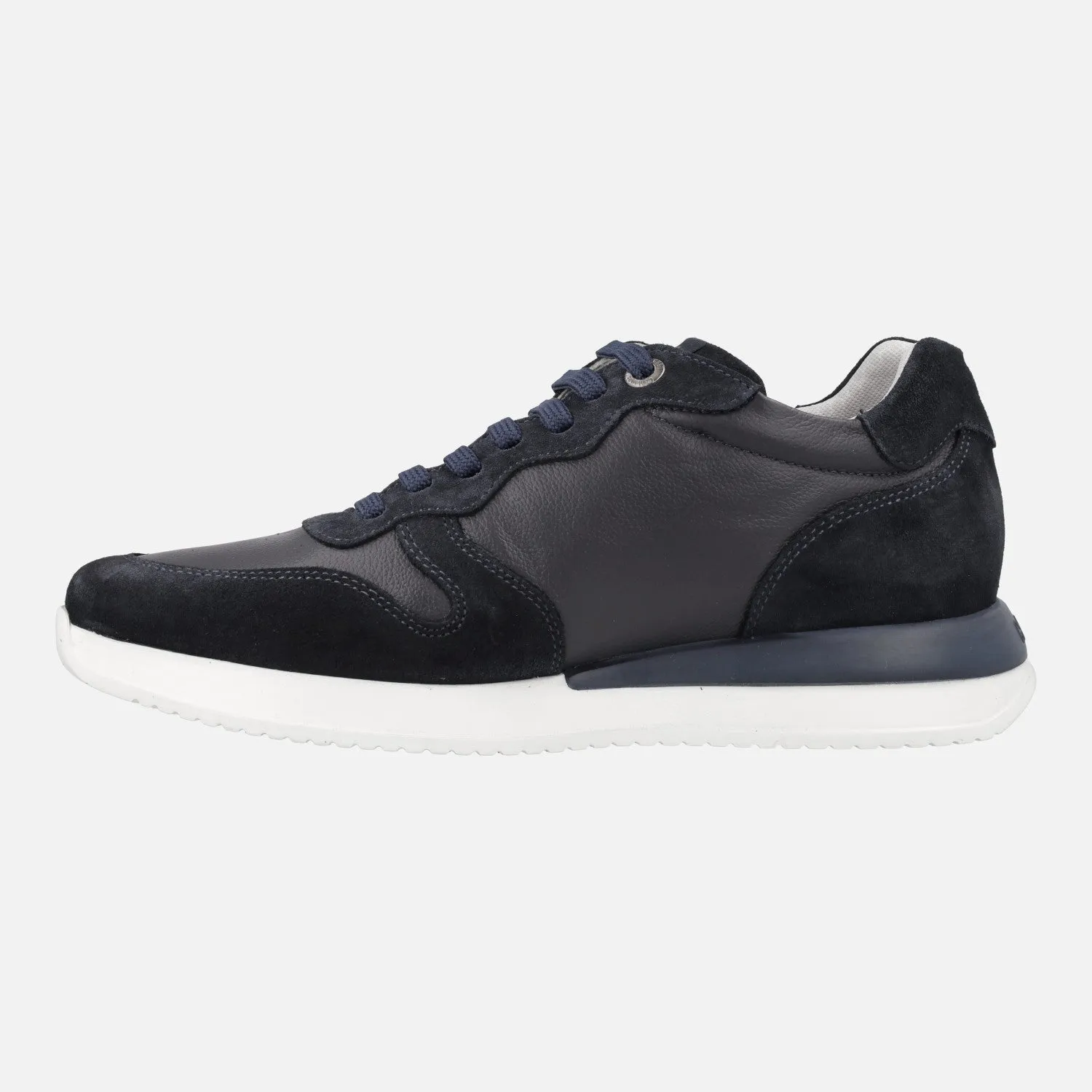 Zapatos deportivos para hombre combinados en piel y serraje