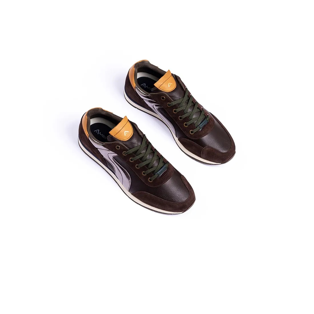 ZAPATOS DEPORTIVOS SNEAKERS EN CUERO AMBITIOUS  DE8215AM
